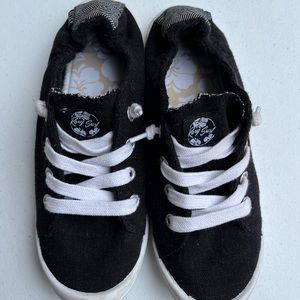 Roxy Bayshore Slip On Sneakers